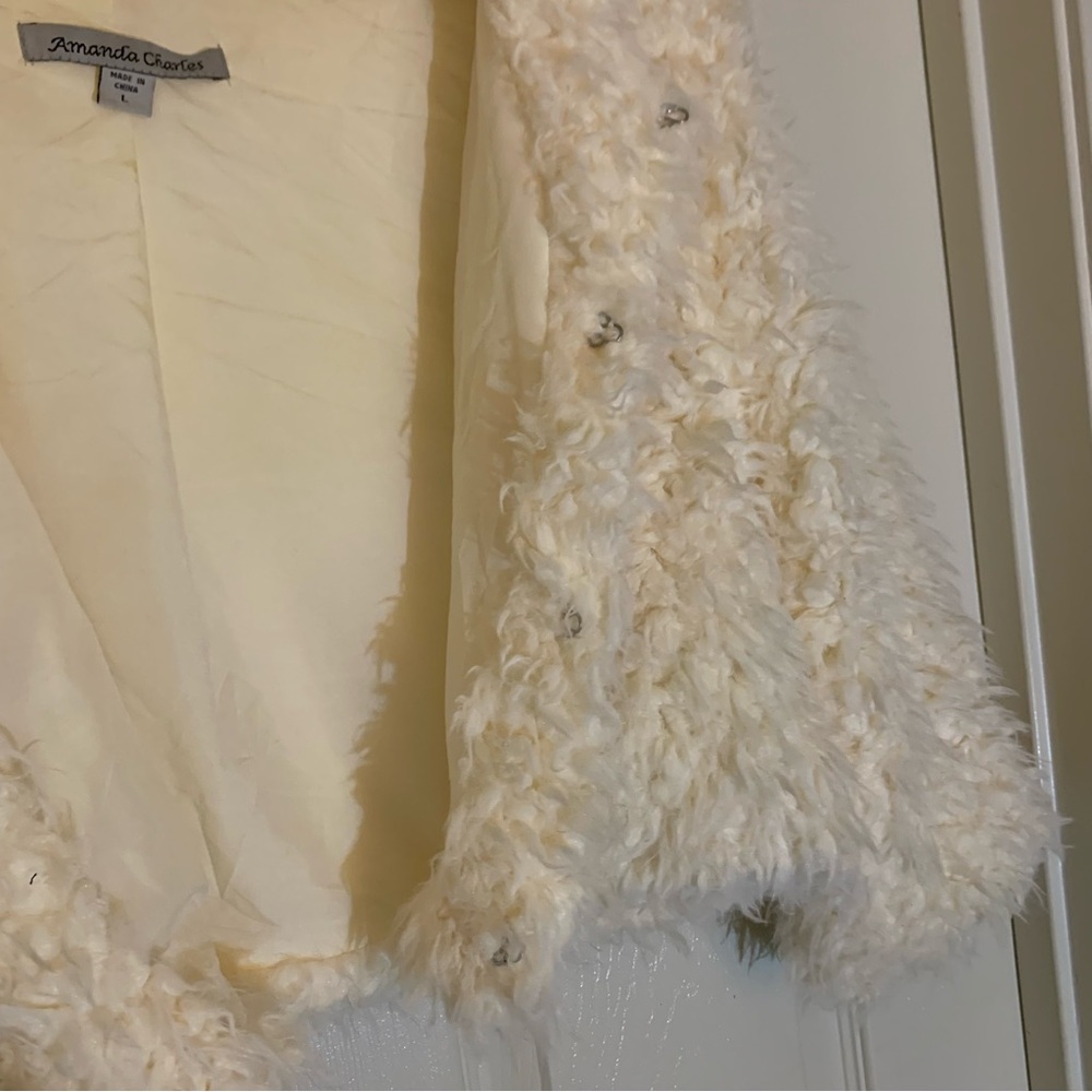 Women's Cream Faux Fur Jacket - Picture 6 of 7